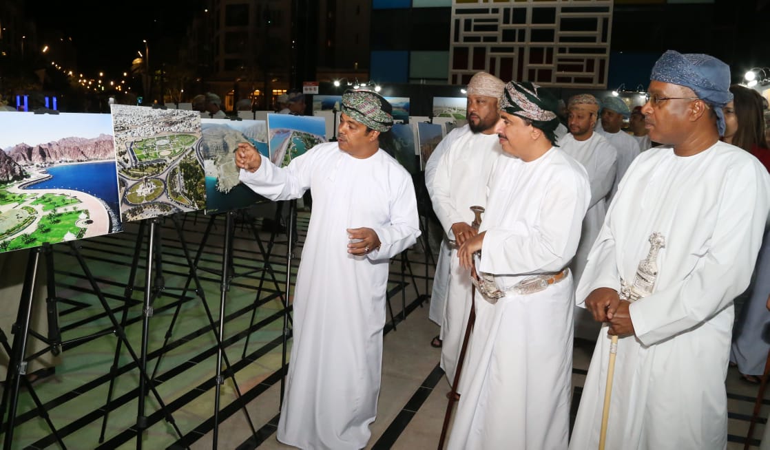 افتتاح معرض ملامح من عمان للمصورين الصحفيين