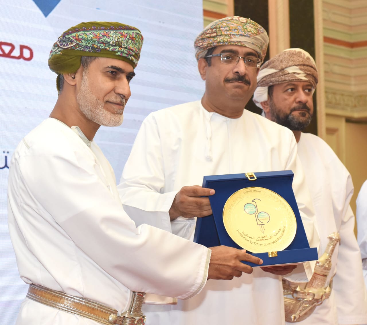 جمعية الصحفين العمانية تحتفل بيومها السنوي وتدشن قاعدة البيانات الإلكتروني الخاص بالجمعية