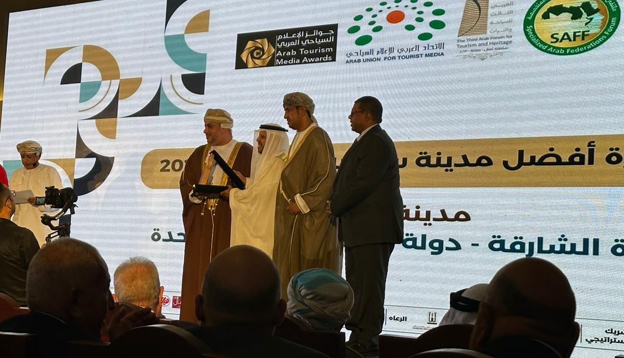 بحضور اعلامي كبير.. جمعية الصحفيين العمانية تشارك في حضور افتتاح ملتقى الاتحادات النوعية العربية التخصصية والمنتدى العربي الثالث للسياحة والتراث‫