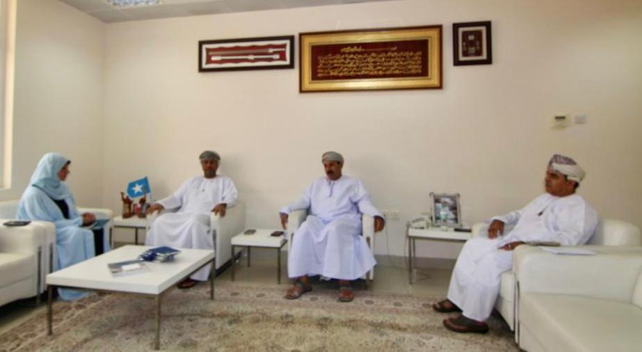 جمعية الصحفيين العمانية ومركز التدريب الإعلامي: تعاون وتنسيق في مجالات التدريب