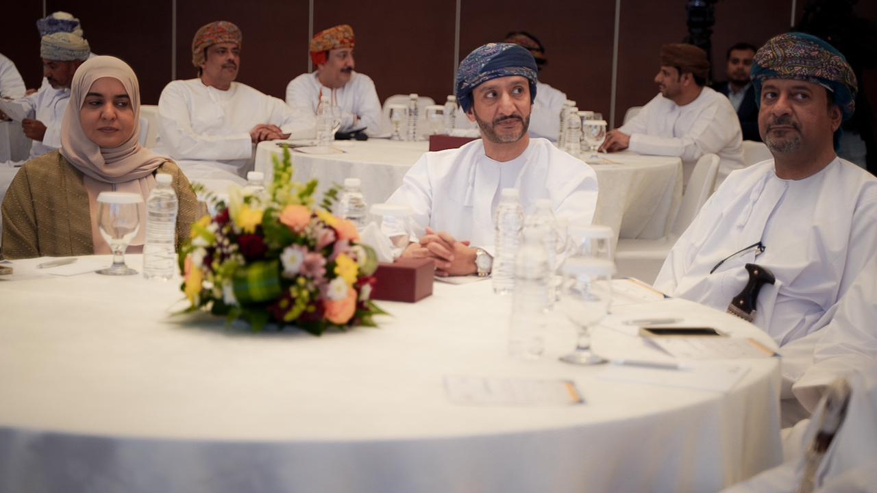 ناقشت مراحل تطور عملية انتخابات مجلس الشورى من جوانب مختلفة.. جمعية الصحفيين العمانية تنفذ الندوة الحوارية حول” الشورى الواقع والتطلعات”