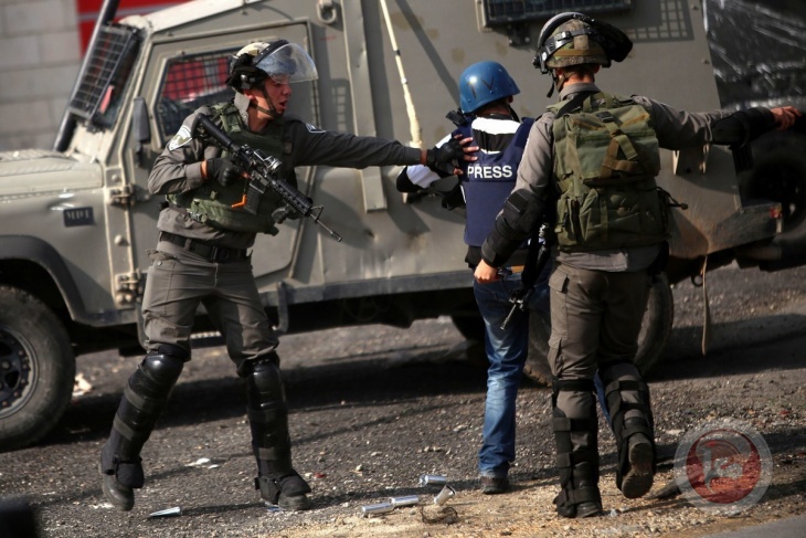 استهداف الصحفيين.. “نقابة فلسطين” توثق اعتقال 25 صحفيا وعشرات النشطاء عبر مواقع التواصل
