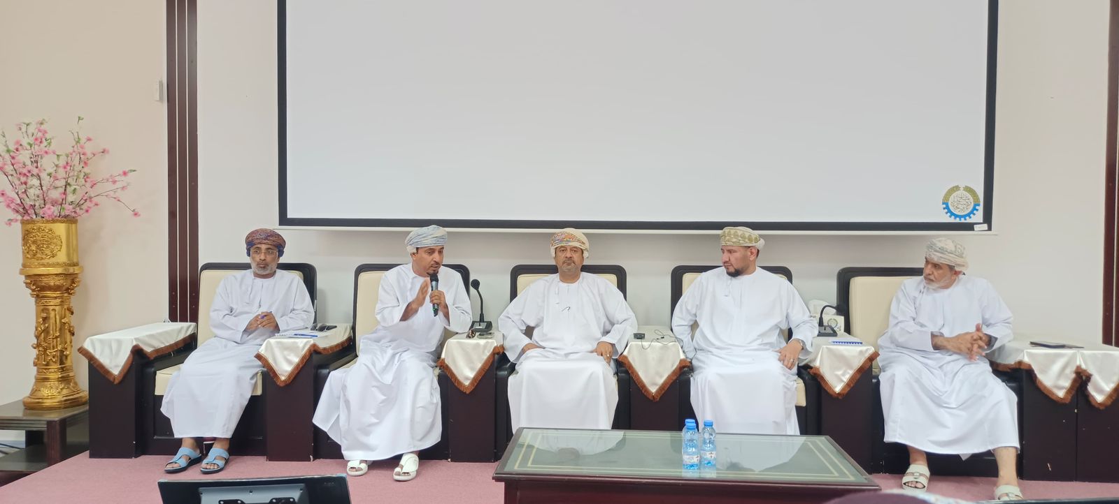 ‏ الملتقى الصحفي بولاية صور يختتم فعالياته