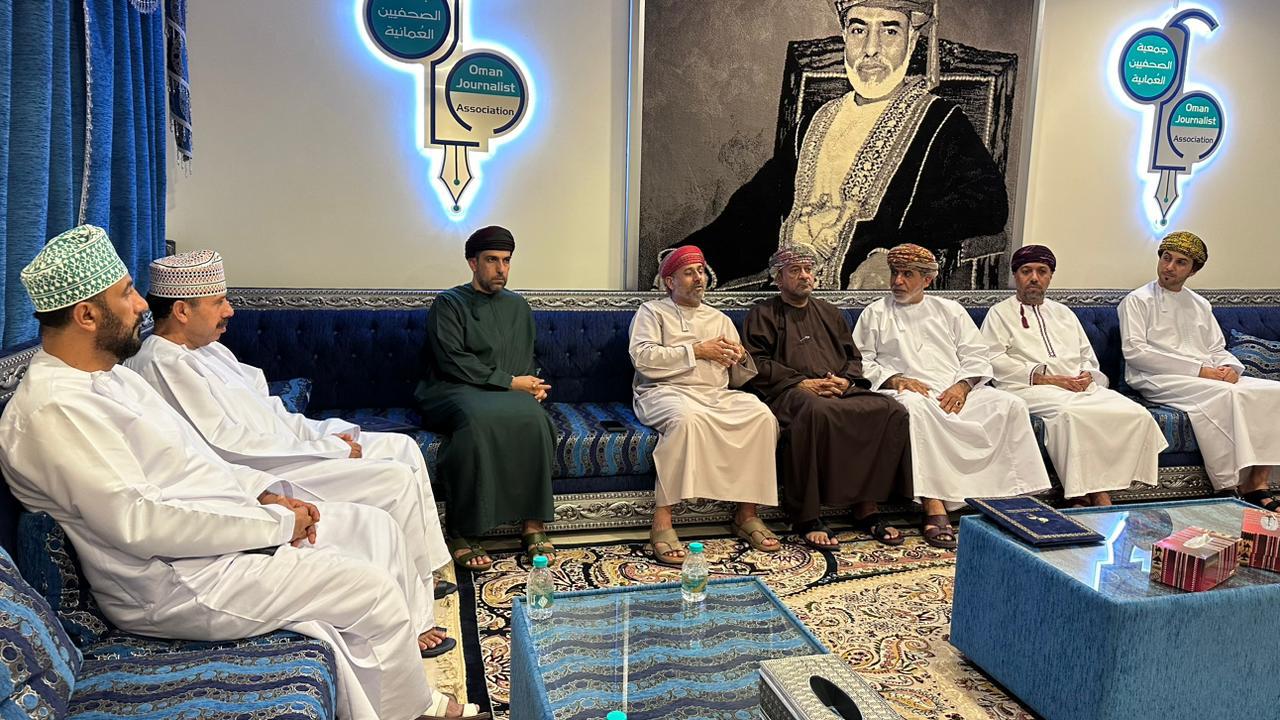 جمعية الصحفيين والاتحاد العماني لكرة القدم يتفقان على دعم المنتخب في كأسي آسيا والعالم