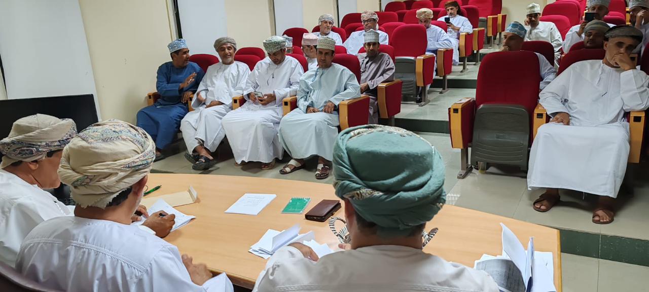 لجنة الصحفيين بمحافظتي الداخلية والوسطى تختار.. علي البوسعيدي رئيسا ومبارك الحرسوسي نائبا