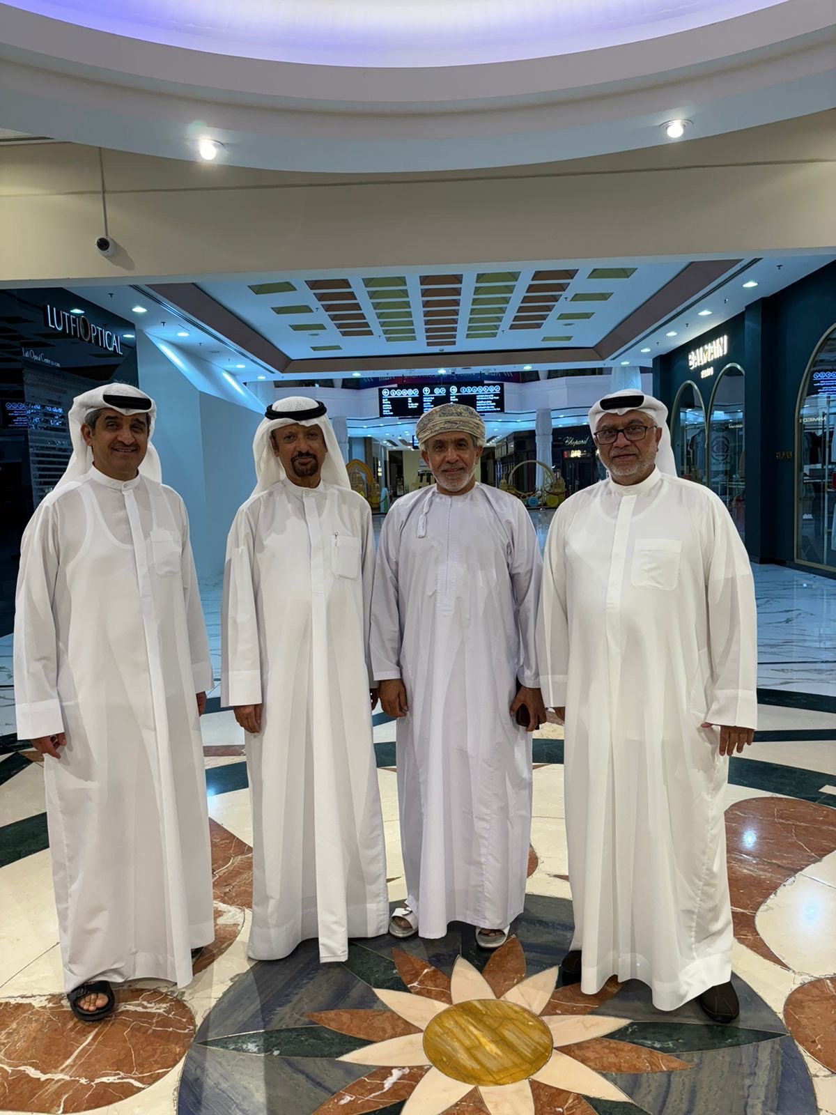 لجنة الاعلام الرياضي تبحث التعاون مع نظيرتها الاماراتية