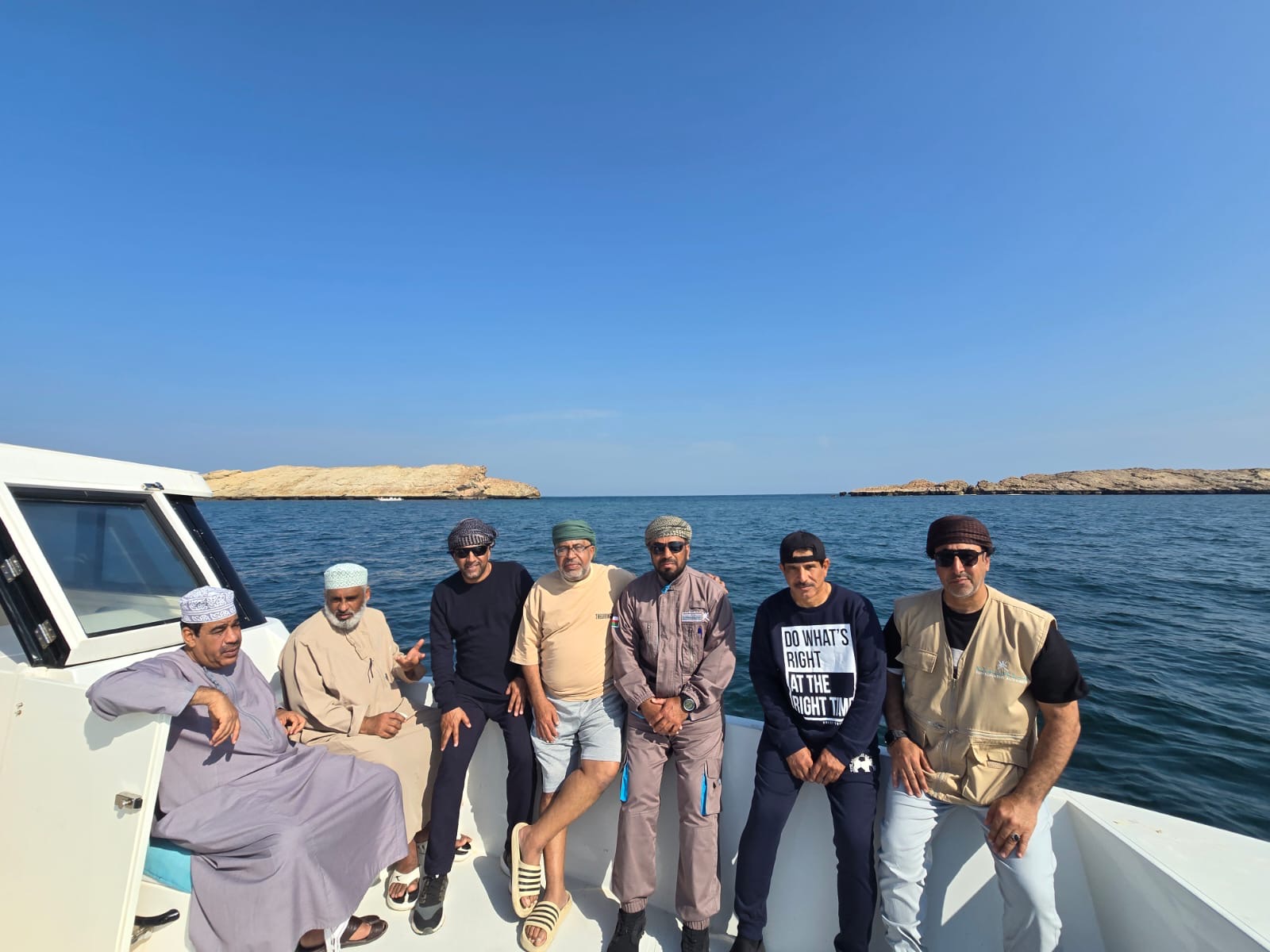 صحفيو جنوب الباطنة يطّلعون على التنوع الأحيائي الفريد بجزر الديمانيات