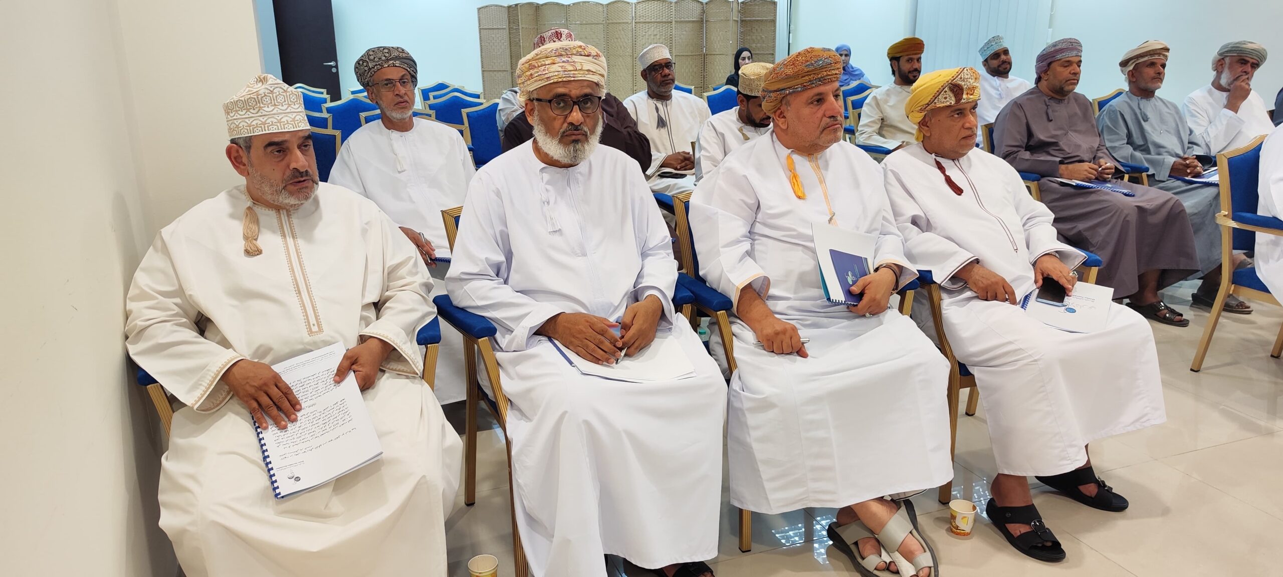 جمعية الصحفيين العُمانية تُقرّ التقريرين الإداري والمالي وتناقش تطلعات الأعضاء وتعين مراقب للحسابات المالية…