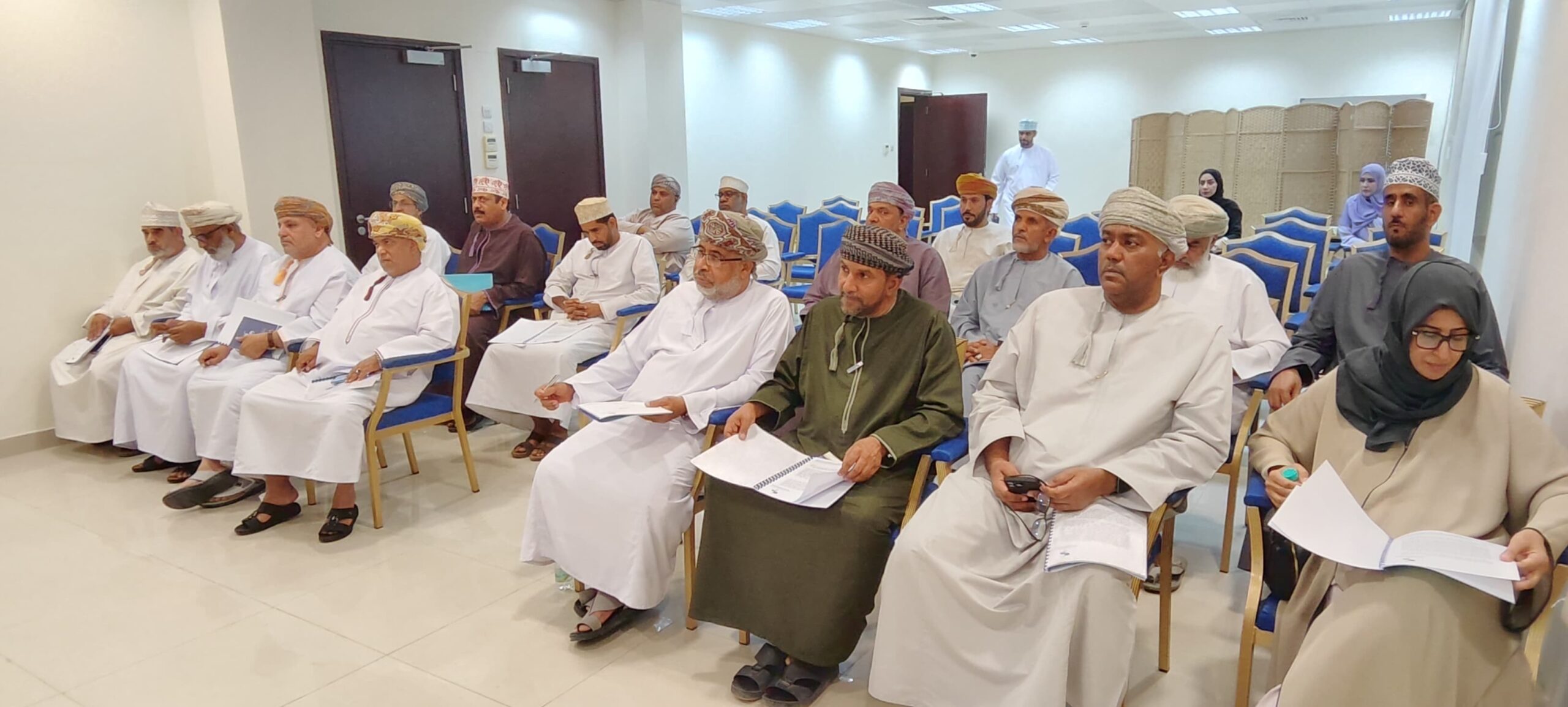 جمعية الصحفيين العُمانية تُقرّ التقريرين الإداري والمالي وتناقش تطلعات الأعضاء وتعين مراقب للحسابات المالية…