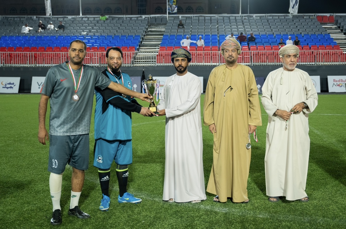 بعد مباراة حافلة بالاثارة والندية  تتويج “الشبيبة” بلقب كروية جمعية الصحفيين الرمضانية.. والشؤون الادارية والمالية وصيفا