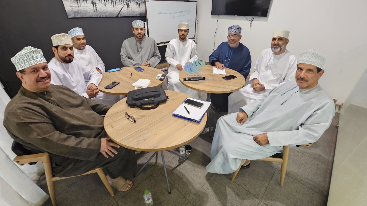 التحضيرات تتواصل لملتقى الصحفيين بجنوب الباطنة: اعتماد البرنامج وتشكيل اللجان التنظيمية بركاء