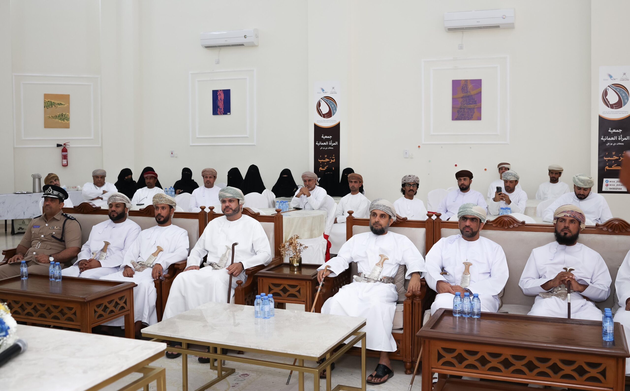 الإعلام شريك التنمية: جعلان بني بوعلي تستضيف ندوة بعنوان ” الإعلام وأثره على المجتمع” بمشاركة واسعة من المختصين والجهات الرسمية