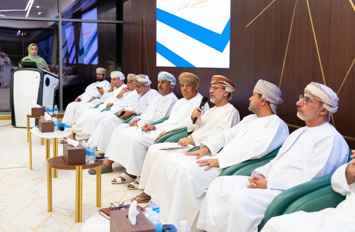 جمعية الصحفيين العُمانية وجهاز الاستثمار العُماني ينظمان صالونًا إعلاميًا لتعزيز الحوار بين الإعلام والاستثمار