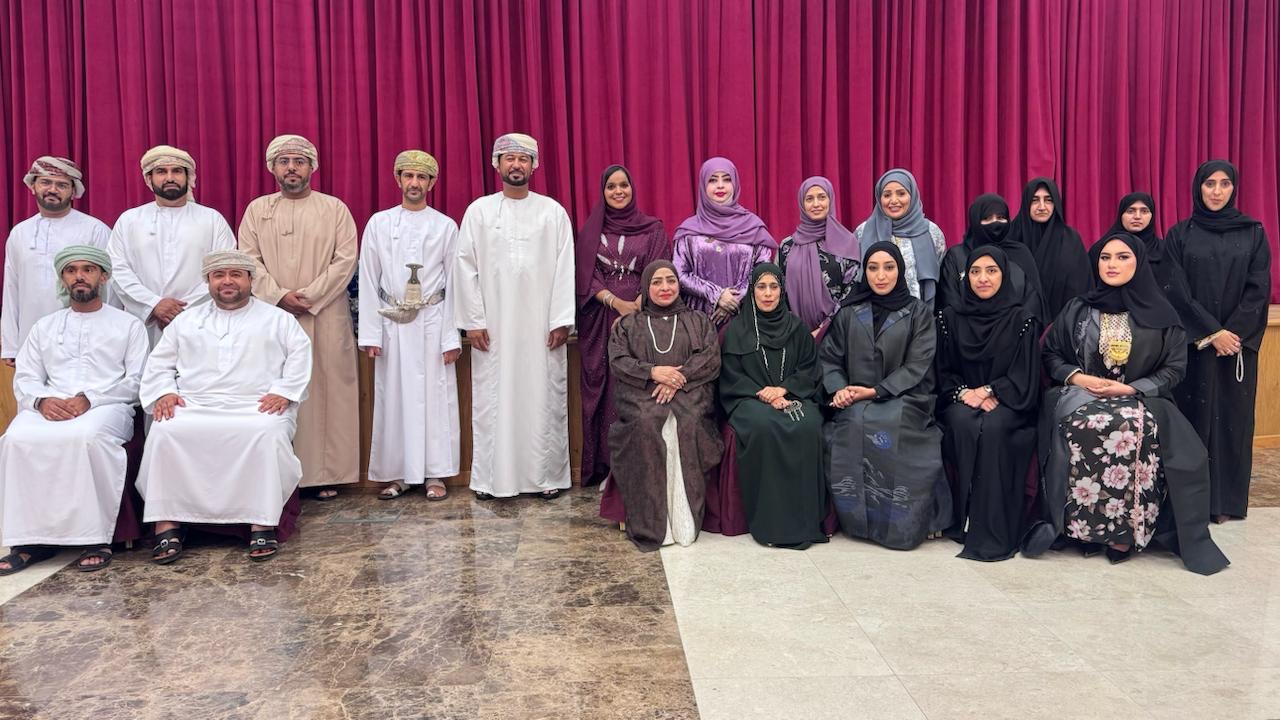 لجنة شؤون الصحفيات تختتم زيارتها لمحافظة مسندم احتفاءً بيوم المرأة العُمانية