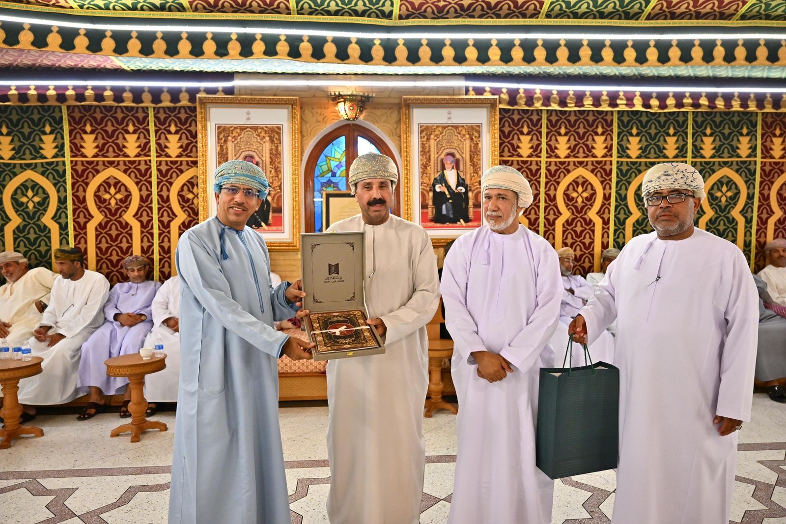 لتبوأهما مناصب قارية ودولية   الغشام تكرم سالم الجهوري وطالب الضباري
