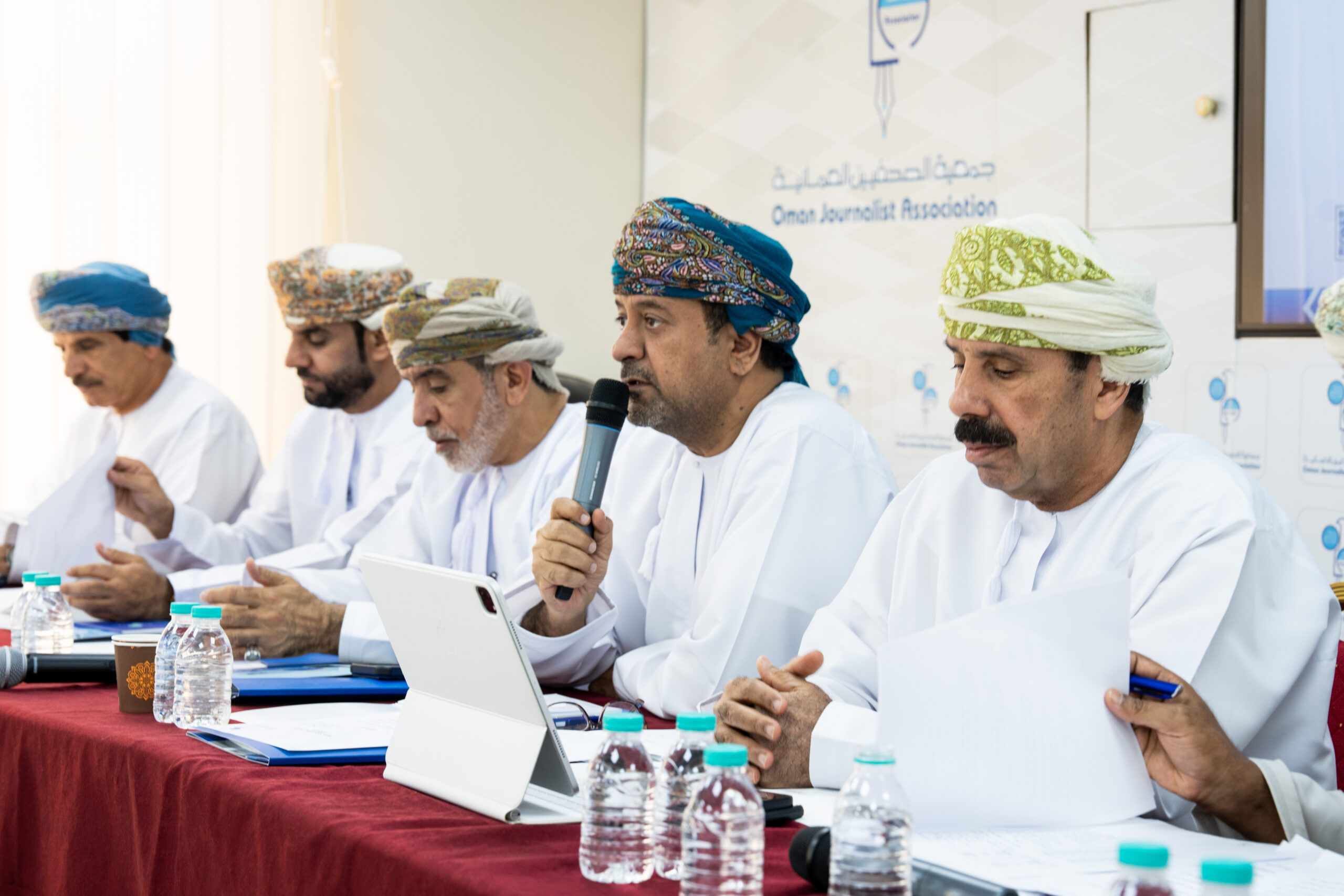 تزكية قائمة “التعاون” لقيادة دفة جمعية الصحفيين العُمانية للدورة 2026–2027 برئاسة د. محمد العريمي