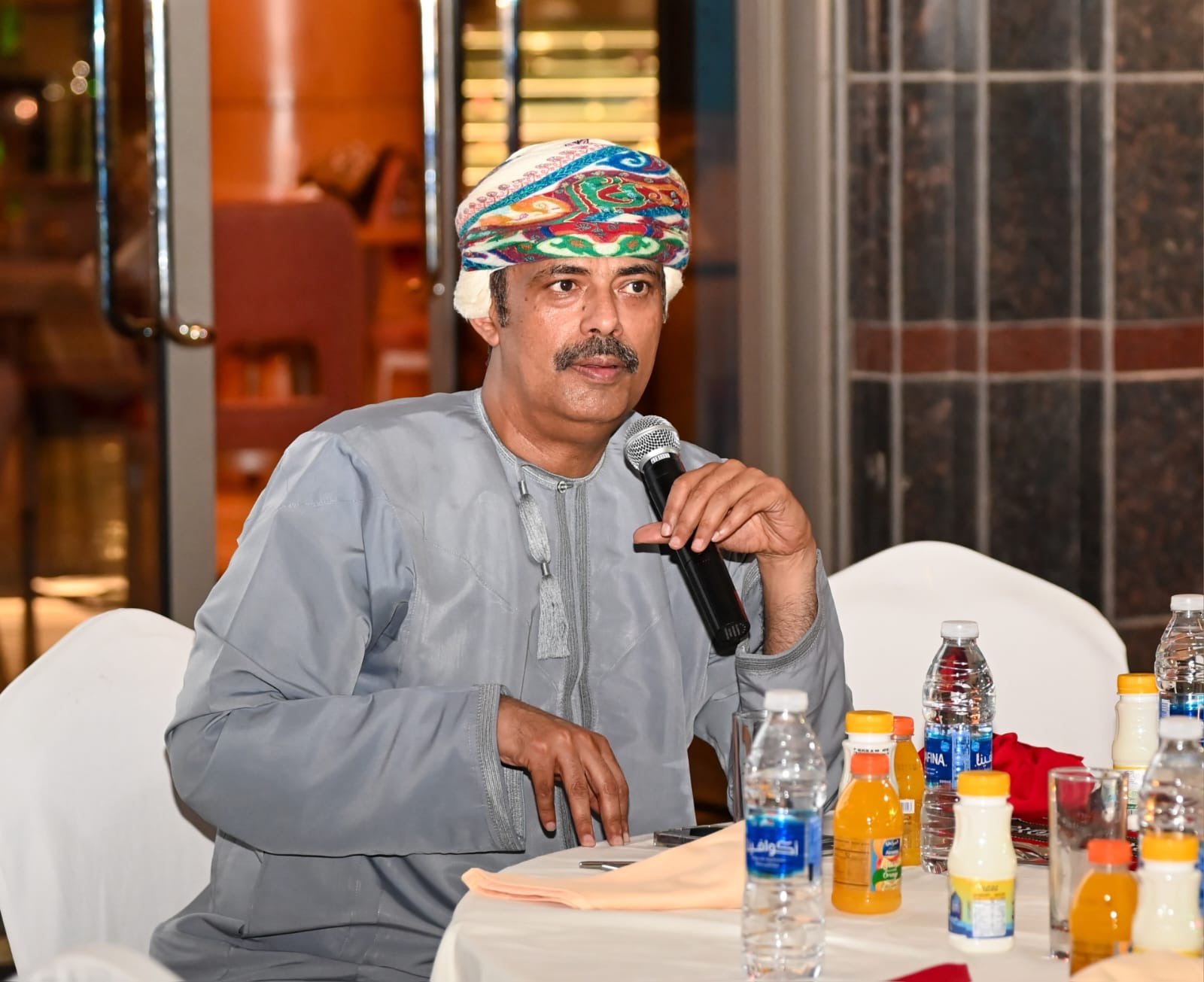 لجنة الصحفيين بمحافظة ظفار تنظم مأدبة الإفطار الجماعي بصلالة وتعلن تشكيل مجلس إدارتها الجديد