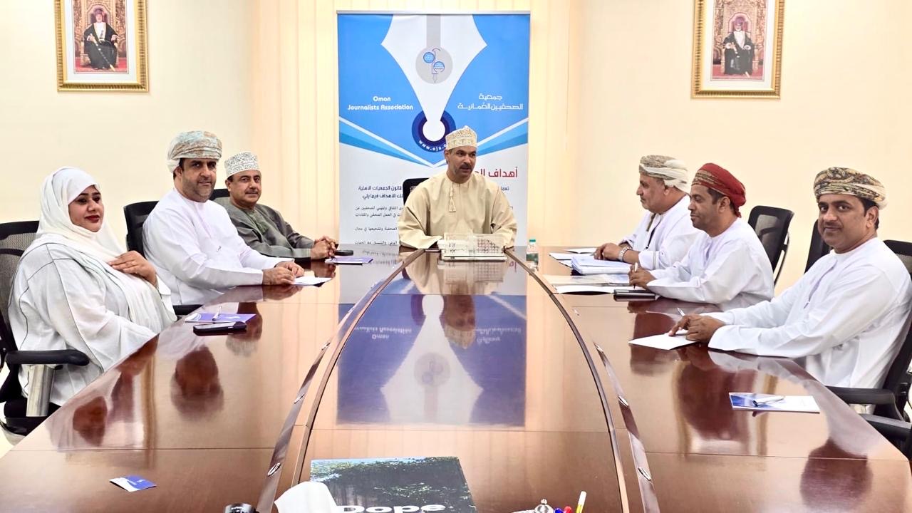 انتخاب بدر الكيومي نائبا للرئيس   ،،، لجنة العضوية وشؤون الأعضاء بجمعية الصحفيين توافق على 24 طلبا جديدا للعضوية